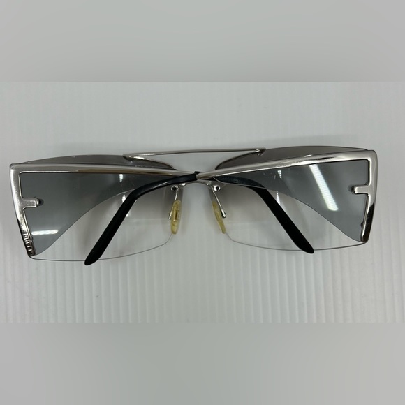 Fendi FS261 Silvercloud Frameless F-Motif Sunglasses - Picture 6 of 11